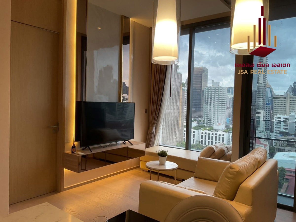 ✨ For Rent: The Esse Asoke Condo ✨  💰 Only 42,000 THB/month