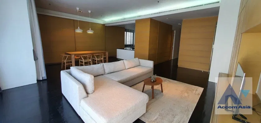 🔼🔽 AccomA 📩 Modern condo with city view, family layout near Asoke (1518991)