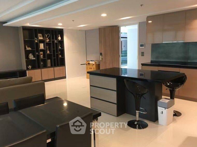 2-BR Condo at The Star Hill Condo Chiangmai in Suthep (ID 2285537)