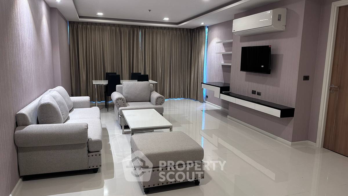 1-BR Condo at The Star Hill Condo Chiangmai in Suthep (ID 2285512)