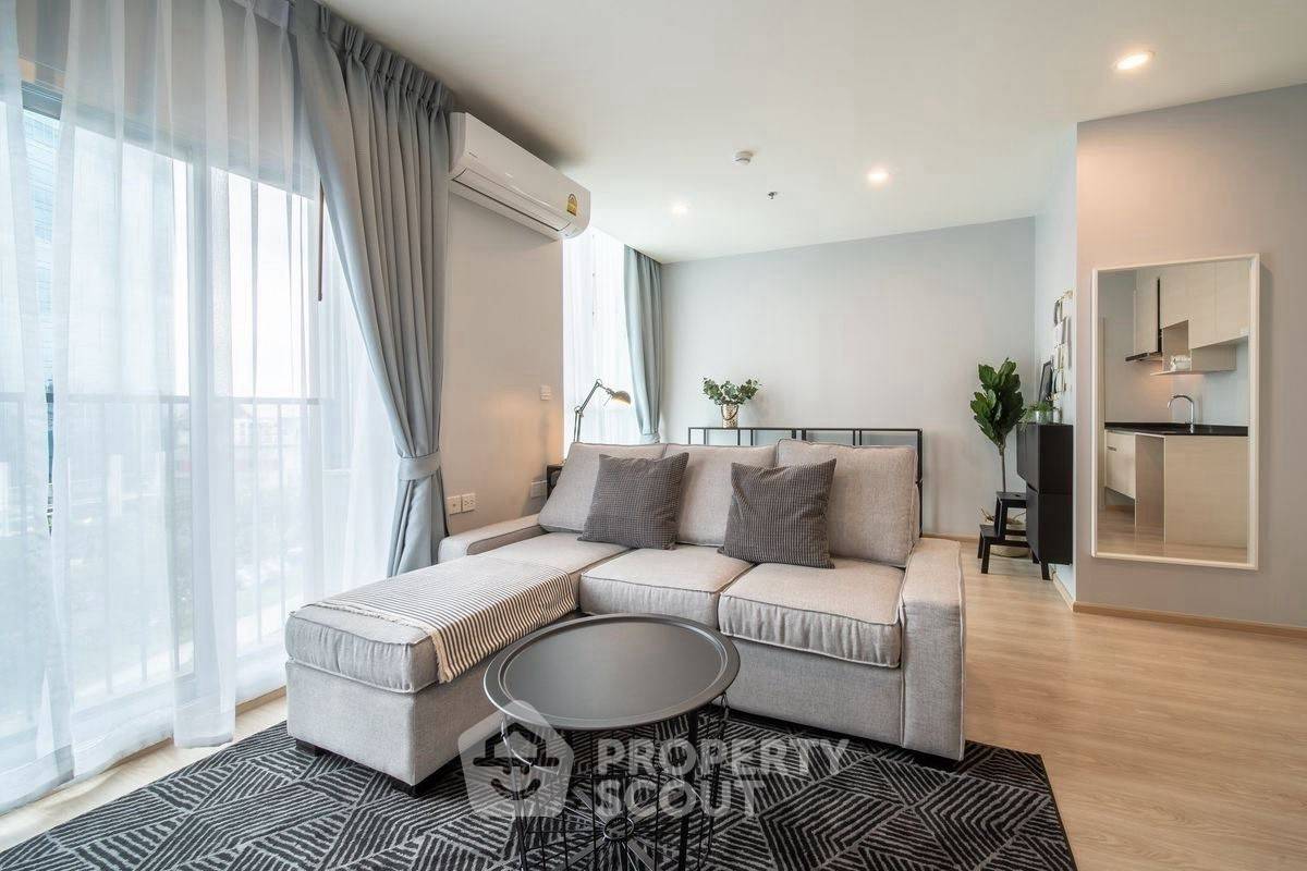 1-BR Condo at Noble Revolve Ratchada 2 near MRT Thailand Cultural Centre (ID 2290092)