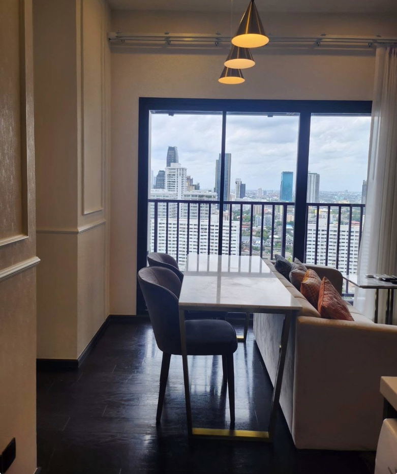 PARK ORIGIN                    THONGLOR