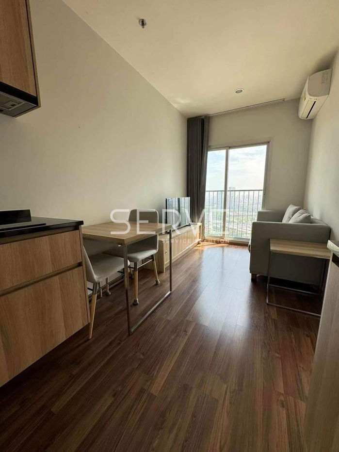 1 Bed Unit High fl. 40+ City View Perfect Location Next to MRT Thailand Cultural Centre 80 m  @ Noble Revolve Ratchada 2