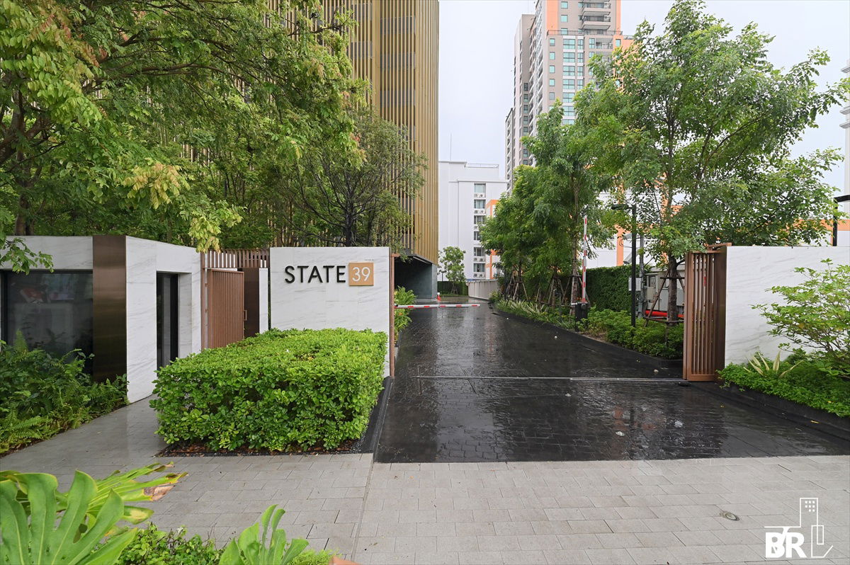 Noble State 39 💫 Condo with the Best Location 💖 Near BTS Phrom Phong