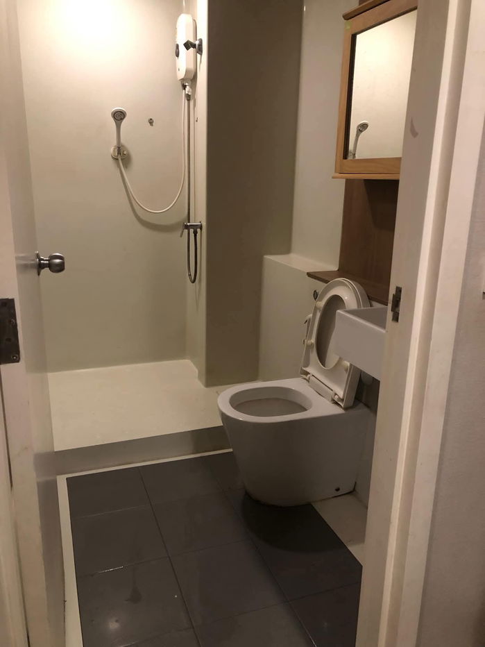 Condo For Rent Blossom Condo @ Sathorn - Charoenrat (E6809018) ID Line : @condo101