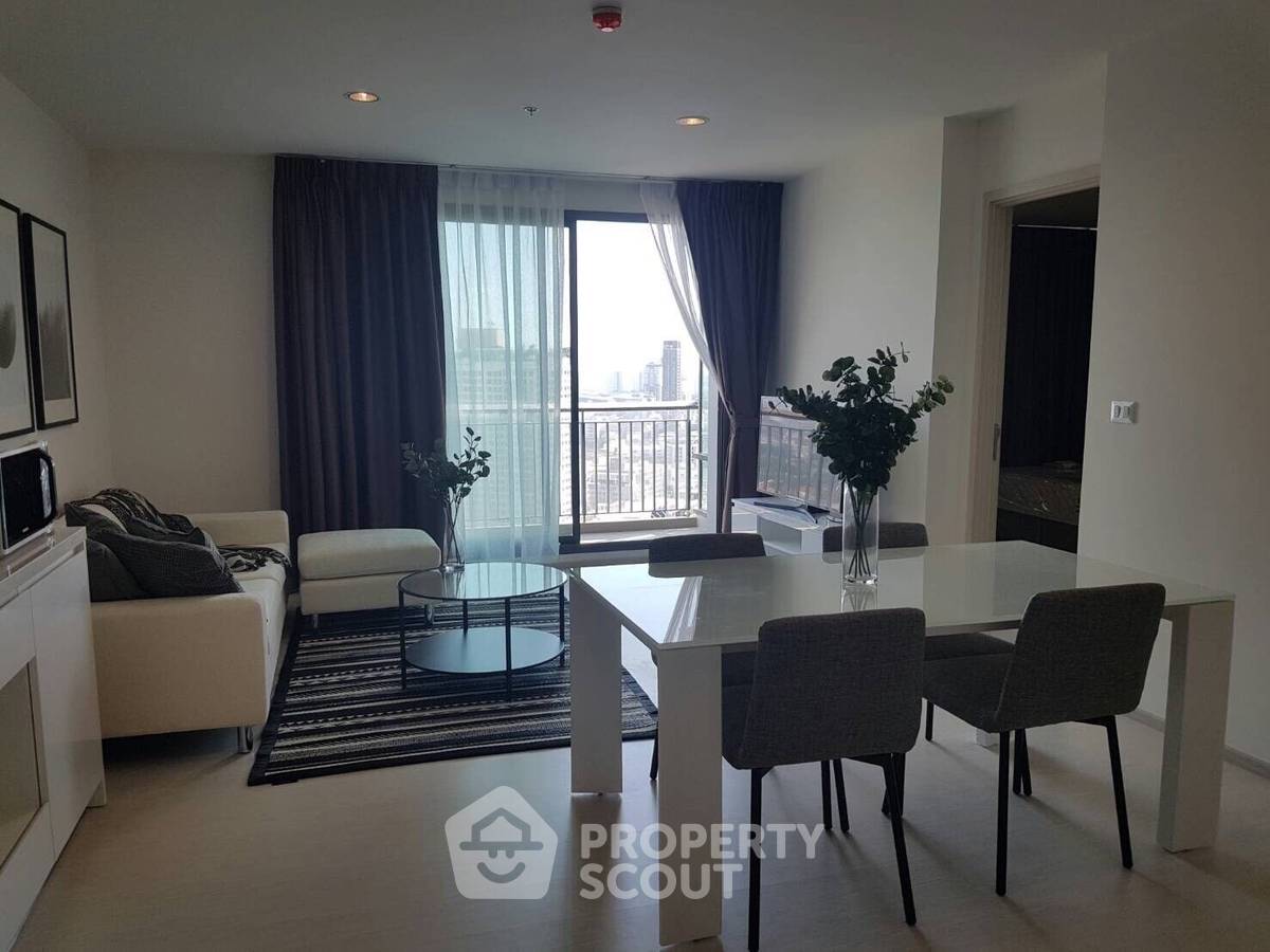 2-BR Condo at Rhythm Sukhumvit 42 near BTS Ekkamai (ID 1749994)