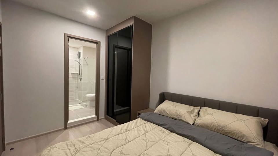 G8644🤎中国客户，请加微信。(在联系方式的旁边) 🅵🅾🆁 🆁🅴🅽🆃 Life Phahon-Ladprao🅻🅸🅽🅴 ❤️💜@condopremium💜❤️Ready to move in ⬛🟨 📞 065 695 3645🟨⬛