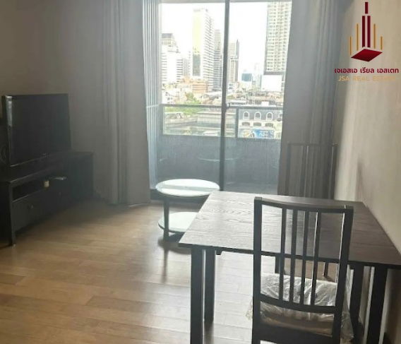 ✨ For Rent: M Silom Condo ✨  💰 Only 35,000 THB/month