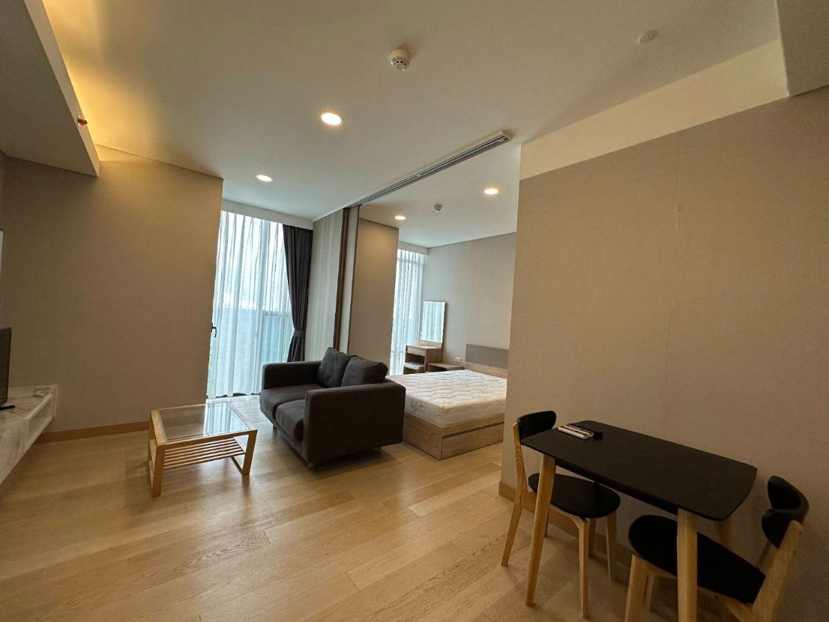 Condo For Rent!!Siamese Exclusive Queens