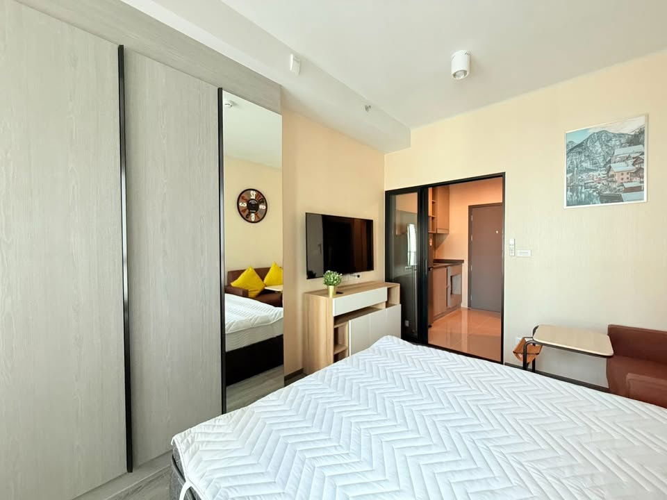 Condo for Rent at Ideo Ramkhamhaeng - Lam Sali Station (B6809038)