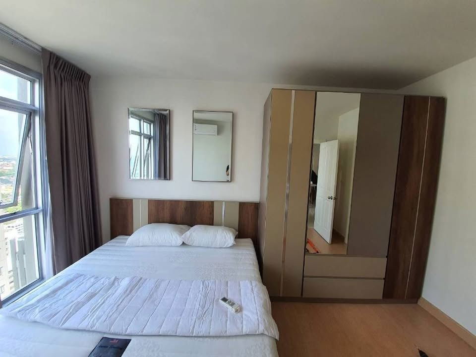 G8647💛中国客户，请加微信。(在联系方式的旁边) 🅵🅾🆁  🆁🅴🅽🆃 Manor Sanambinnam 🅻🅸🅽🅴 ❤️💜@condopremium💜❤️Ready to move in ⬛🟨 📞 065 695 3645🟨⬛