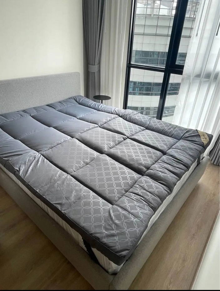 31 sq.m. 15th floor. -near MRT Rama 9  complete electrical appliances  :Nue District R9