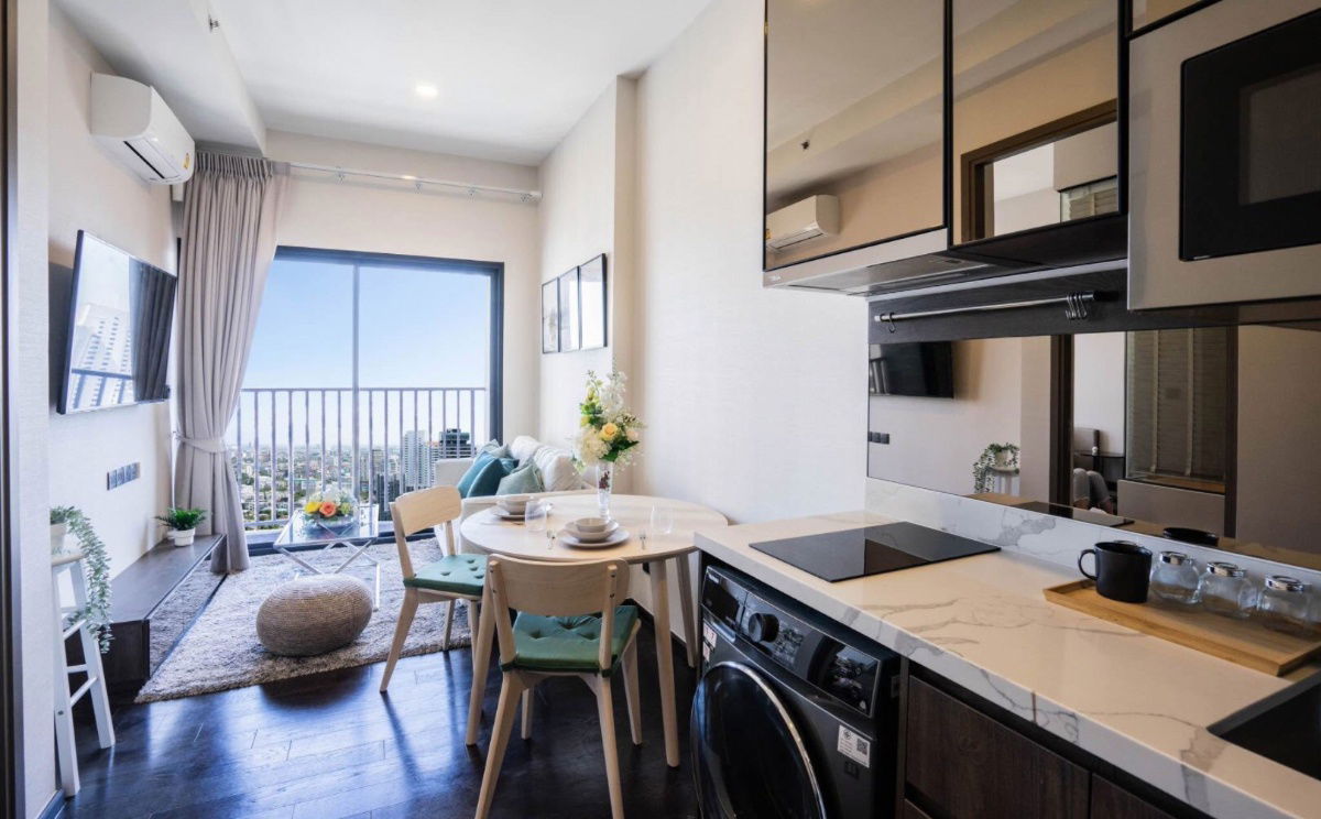 PARK ORIGIN                      THONGLOR