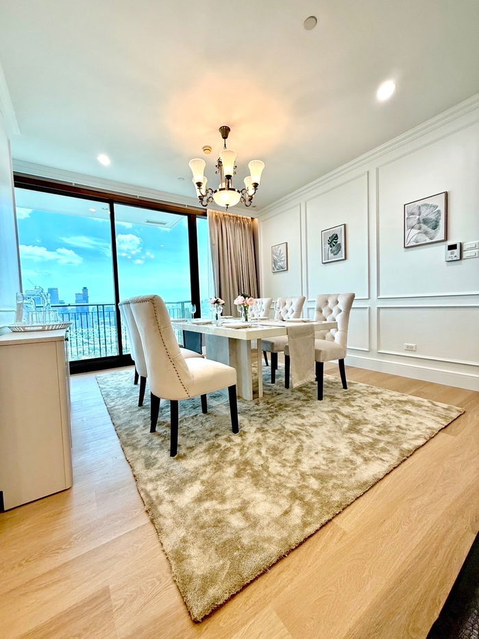 3 bedroom Aguston Sukumvit 22 view benjakitti park rent