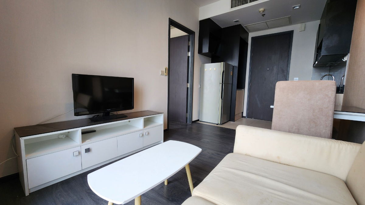 เอดจ์ สุขุมวิท 23 |