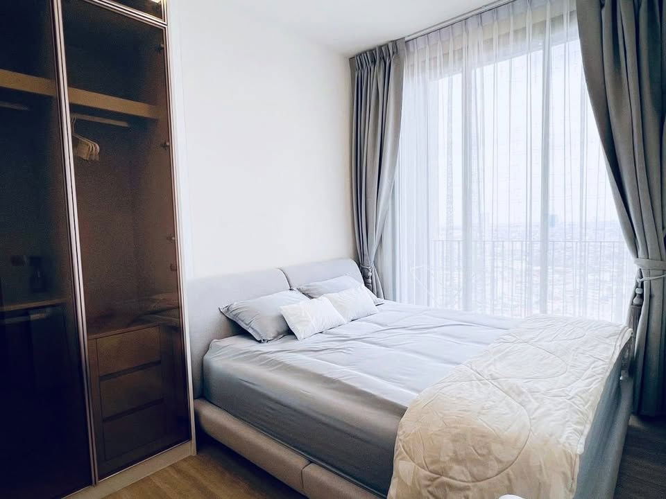 Condo for Rent at Rhythm Charoenkrung Pavillion (E6809052)