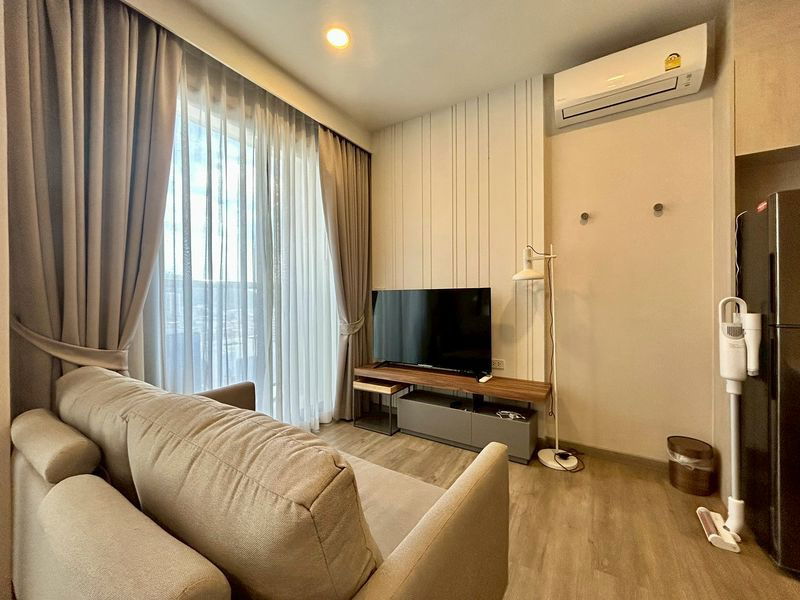 For rent: Keen Center Condo, beautiful room, Japanese style decoration,  move in ready