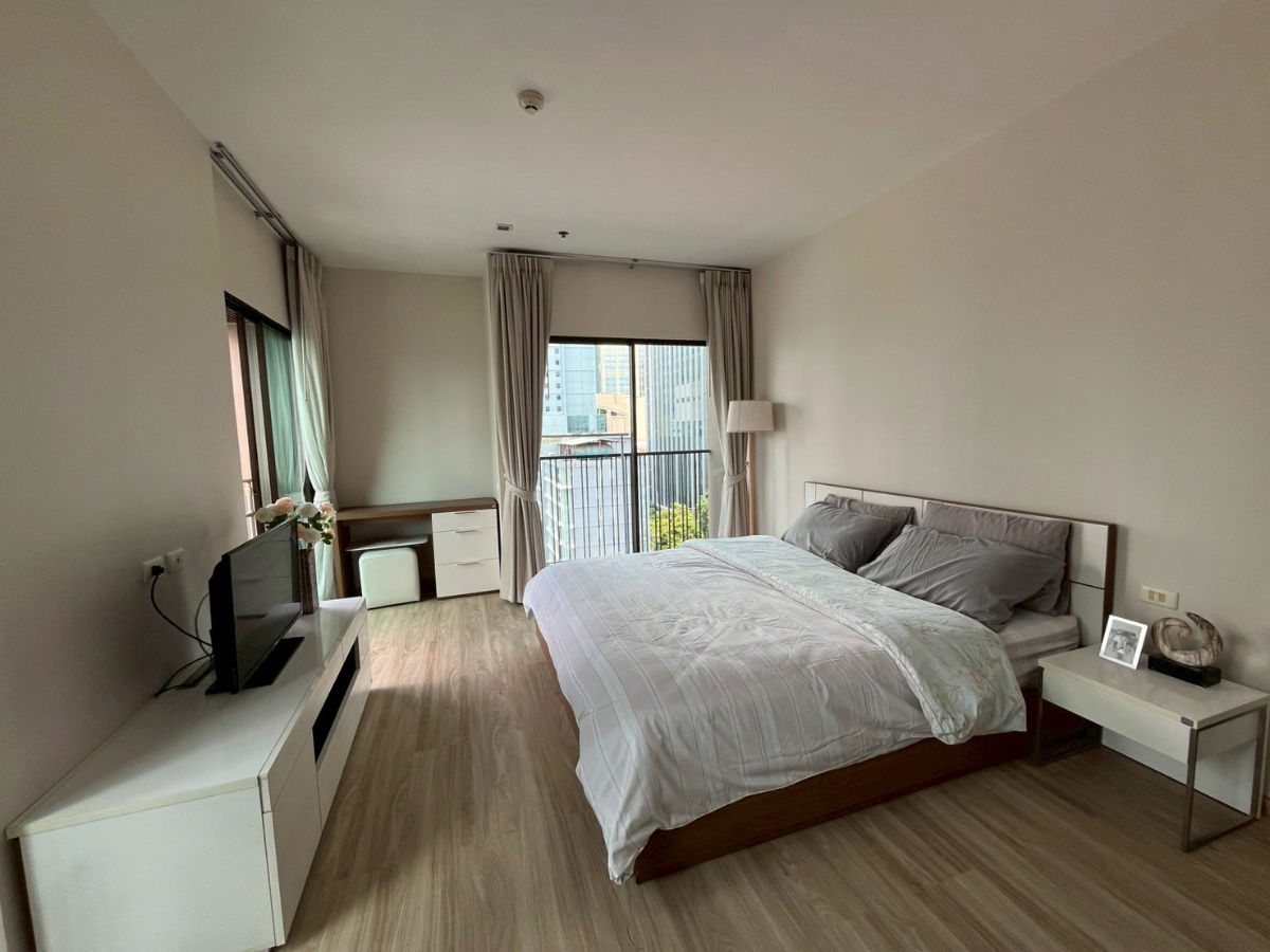 🌈💚 E50615 Noble Refine Sukhumvit 26 💚🌈ကျွန်ုပ်တို့နှင့်အတူ ငှားသည့်အခါ အထူးကုဒ်တစ်ခုရယူလိုက်ပါ 💬 LINE: @theagentpro