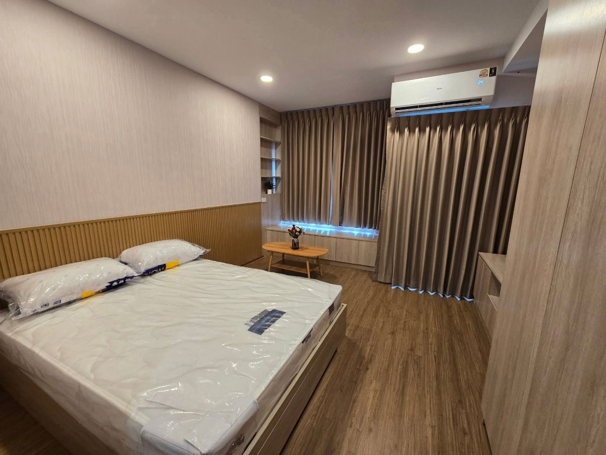 Rent the livin ramkhamhaeng beautiful and cozy