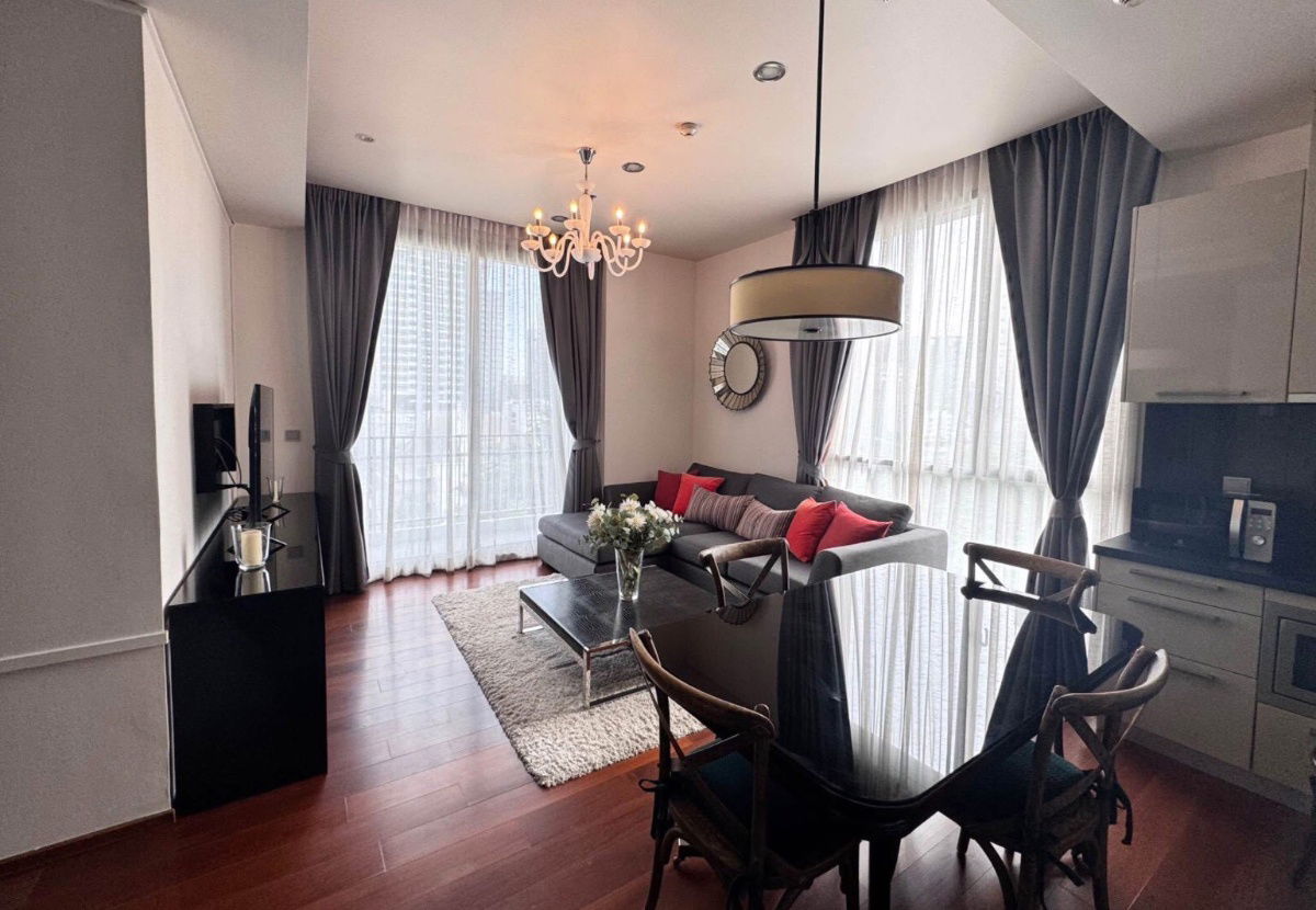 โฟร์ บาย แสนสิริ