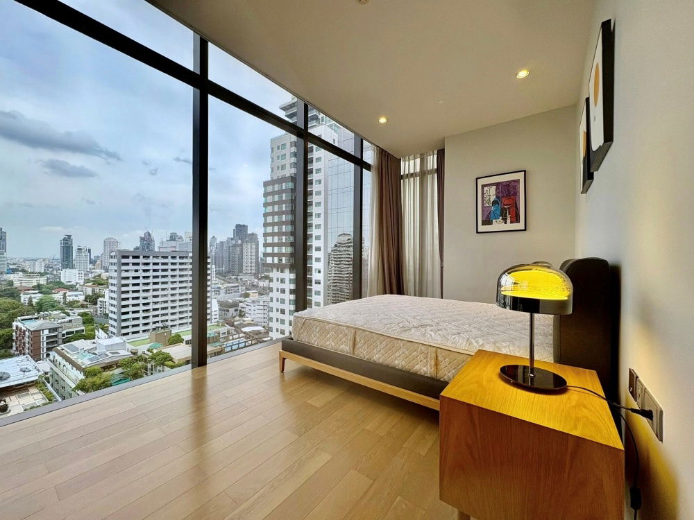 TA6996📲LineID @556ryccg💎136.7sqm 2 Bedroom Floor16C Fully furnished Vittorio Sukhumvit39 near BTS Phrom Phong, EmQuartier, Benchasiri Park