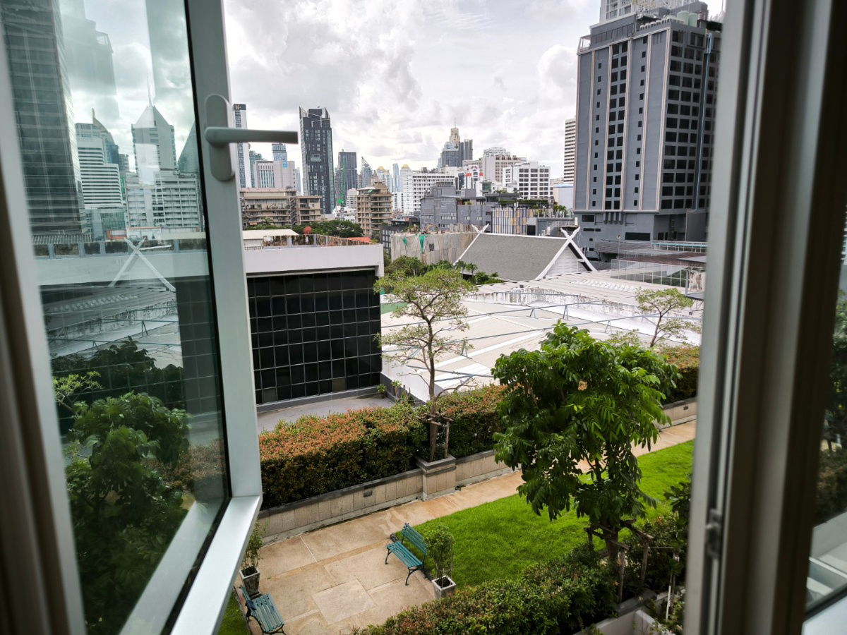 The Trendy Condominium    Size 36 sq m    Studio 1 bathroom