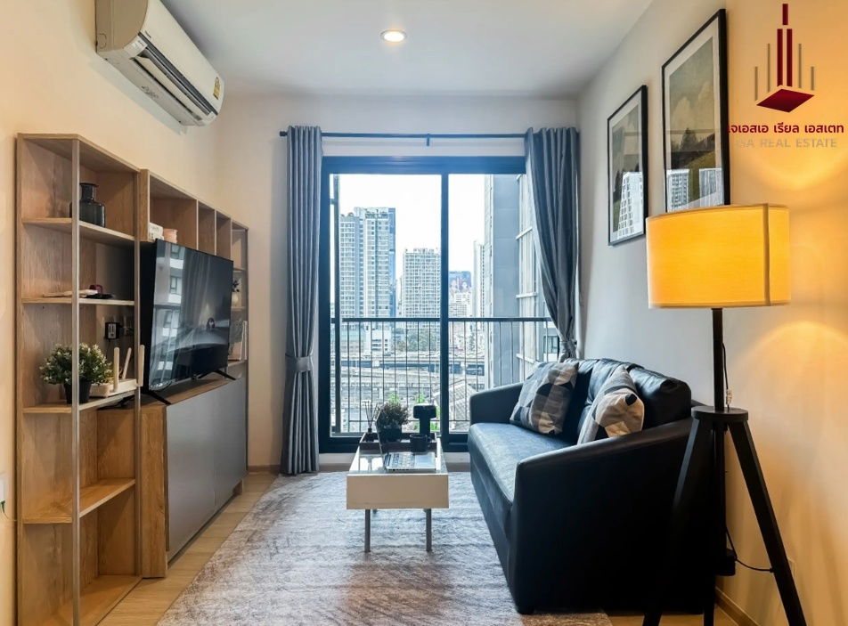 ✨ For Rent: Life Asoke Condo ✨  💰 Only 50,000 THB/month