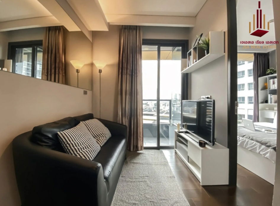 ✨ For Rent: The Lumpini 24 Condo ✨  💰 Only 29,000 THB/month