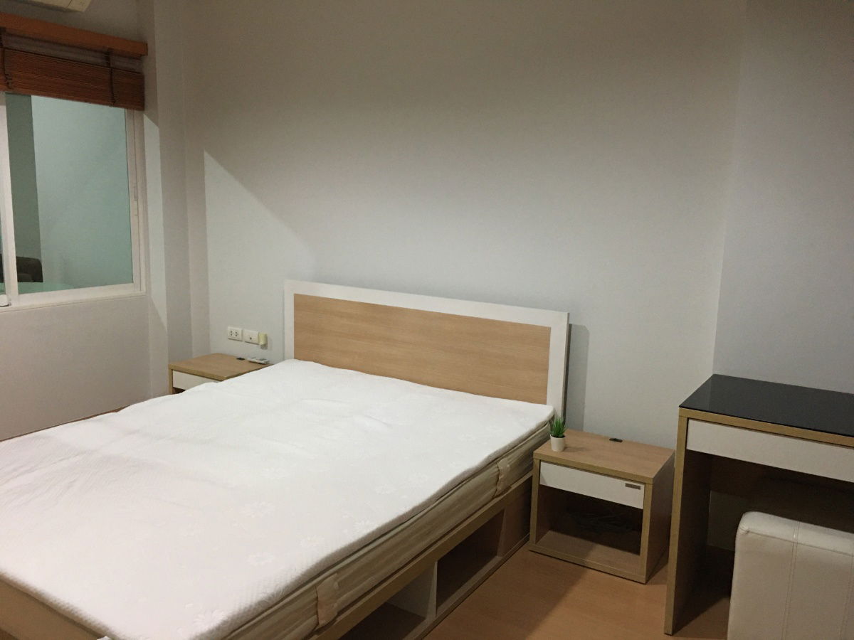 For rent Life @ Ratchada - Huaikwang Ready to move in (DSL2155)