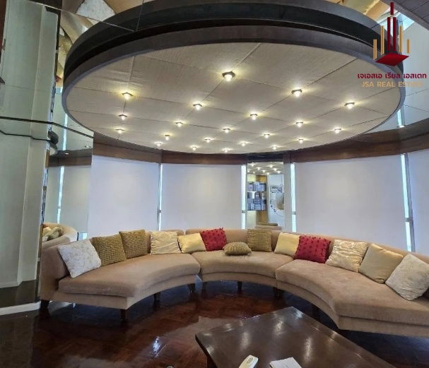 ✨ For Rent: State Tower Condo ✨   💰 Only  120,000 THB/month