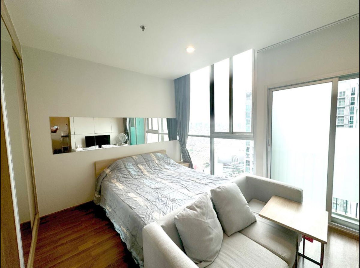 For rent Noble Revolve Ratchada 2  Ready to move in (DSL2000)