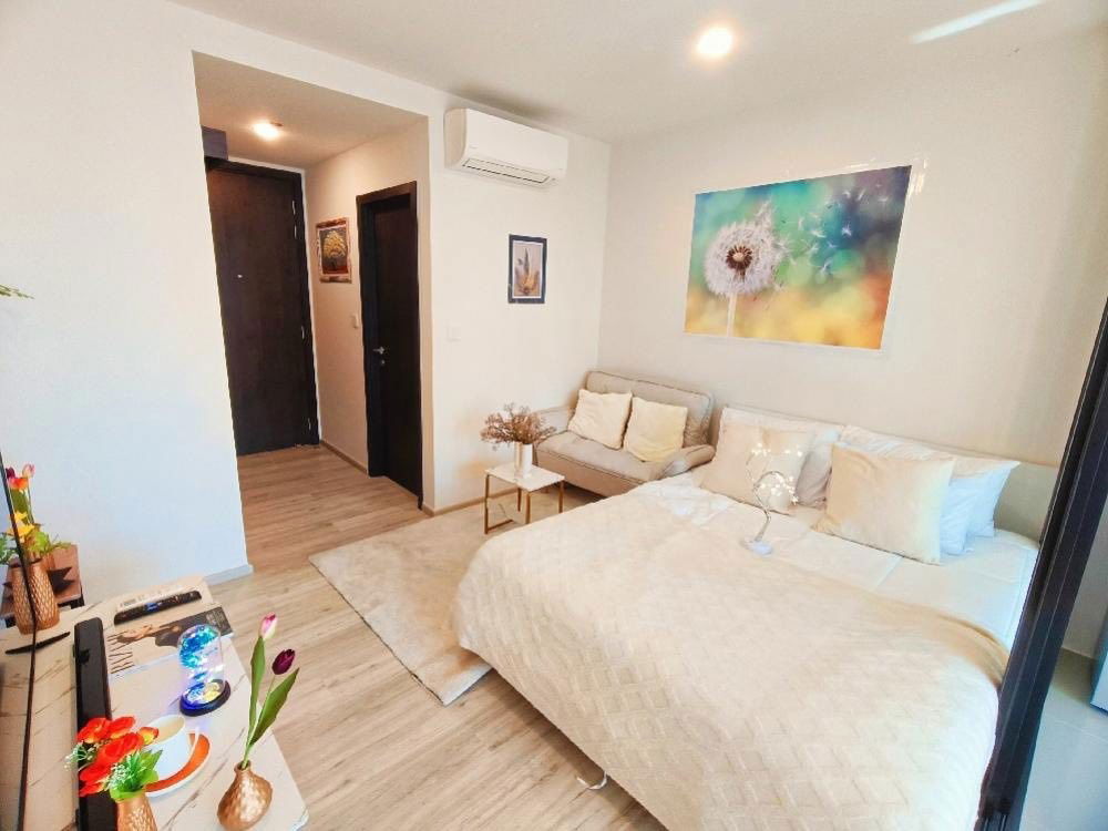 G8653🤎中国客户，请加微信。(在联系方式的旁边) 🅵🅾🆁 🆁🅴🅽🆃 XT Huaikhwang 🅻🅸🅽🅴 ❤️💜@condopremium💜❤️Ready to move in ⬛🟨 📞 065 695 3645🟨⬛