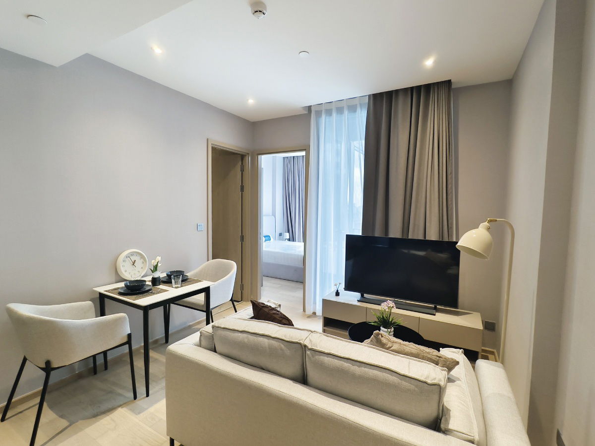 Condo for rent: Ashton Asoke – Rama 9 , ready to move in. If interested, contact Line @goodmanpro or call 0999029192.