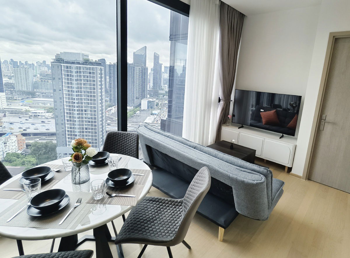 Condo for rent: Ashton Asoke – Rama 9 , ready to move in. If interested, contact Line @goodmanpro or call 0999029192.
