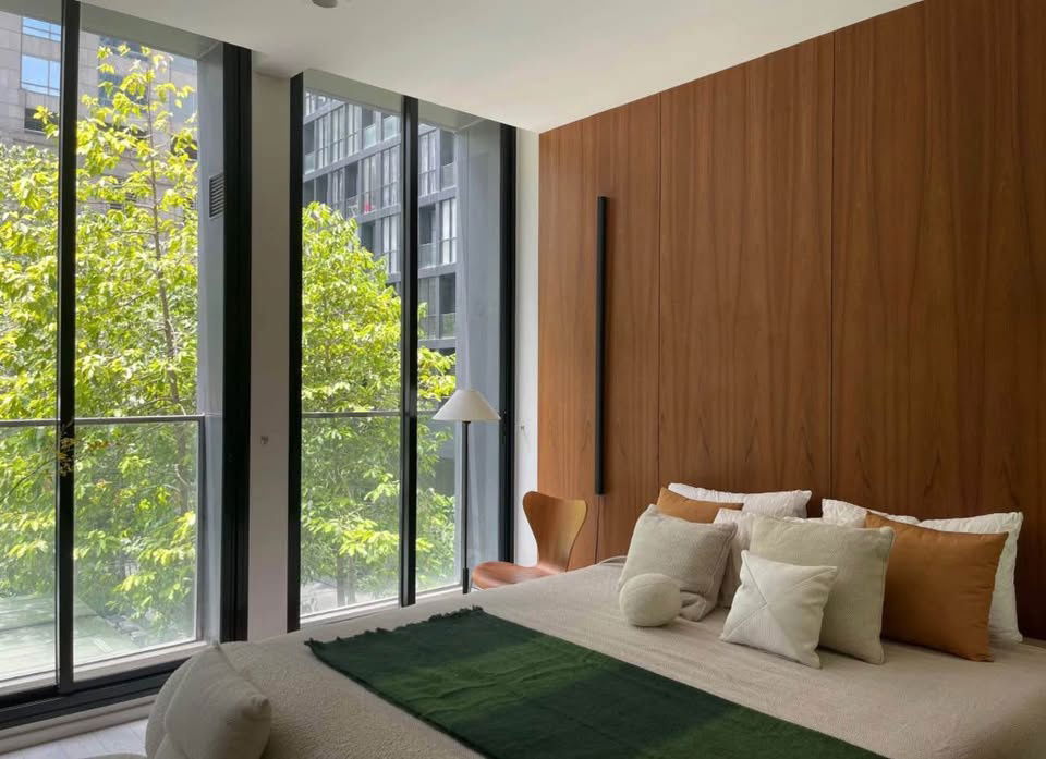 Noble Ploenchit 1bedroom for rent ( SPSEVE1301 )