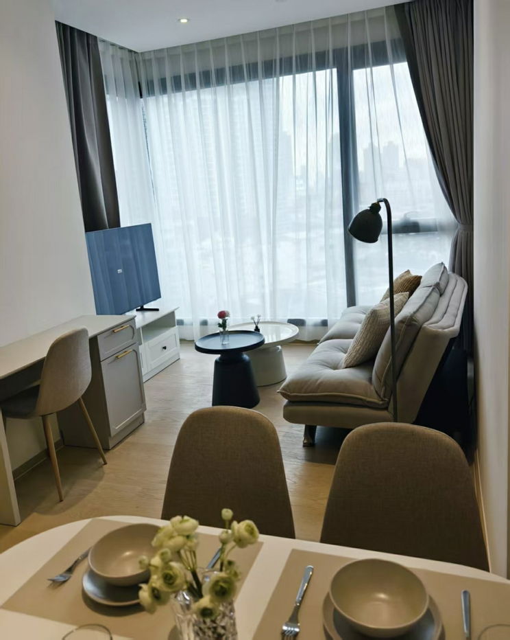 Condo for rent: Ashton Asoke – Rama 9 , ready to move in. If interested, contact Line @goodmanpro or call 0999029192.