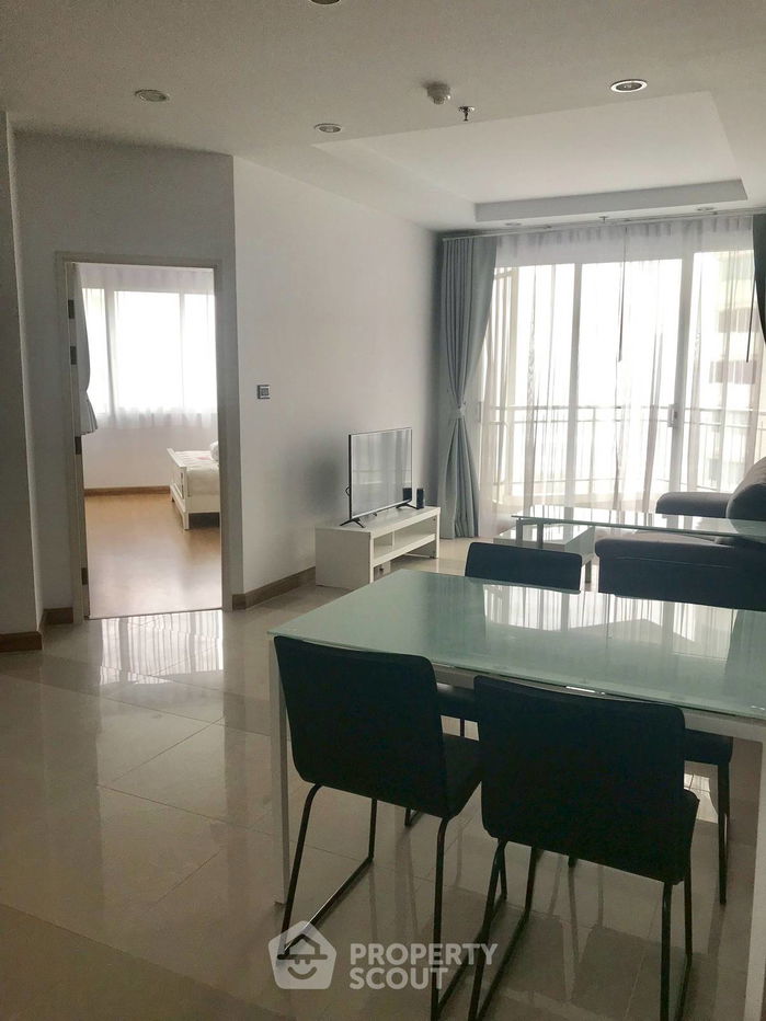 2-BR Condo at Supalai Wellington near MRT Thailand Cultural Centre (ID 2300897)