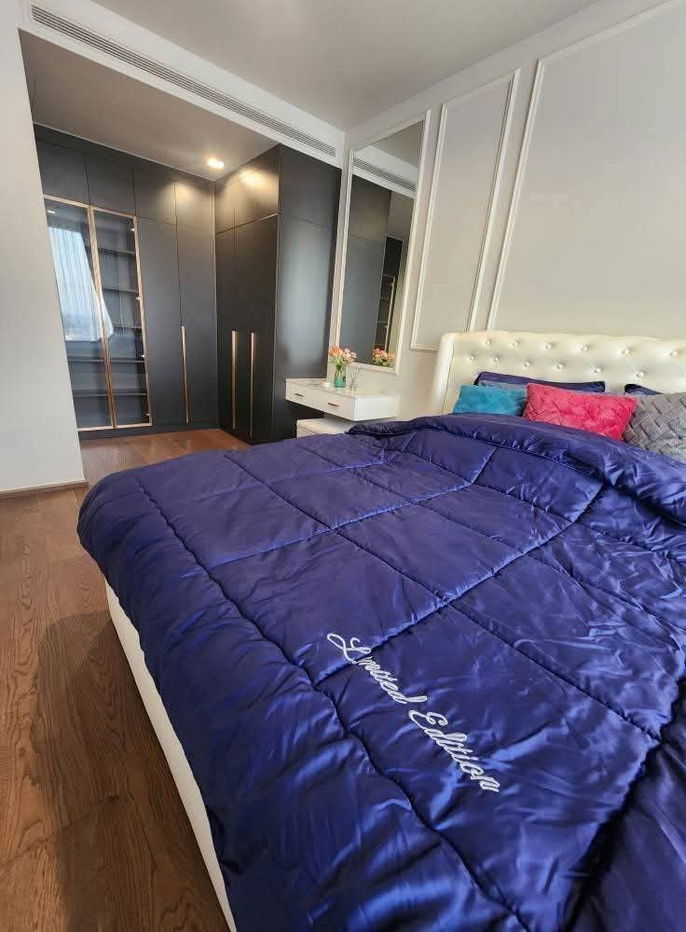 IDEO Q SUKHUMVIT36 အနီးရှိ BTS Thonglor တွင် ပရိဘောဂအပြည့်အစုံနှင့် အကောင်းဆုံးသော ပရိဘောဂများပါသော ငှားရန်ရှိသော ကွန်ဒို