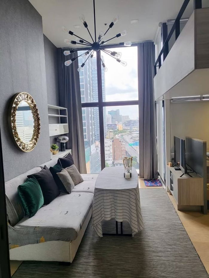 Condo for Rent at Chewathai Residence Asoke (B6809061)