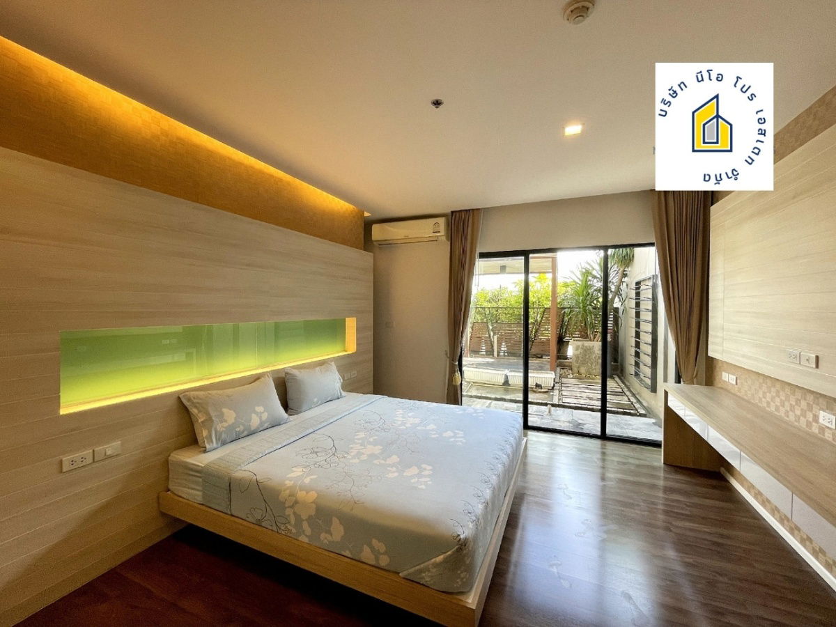 Luxury condo, size 52 sq.m., has a private garden behind the room, beautiful view of Kaen Nakhon Lake.