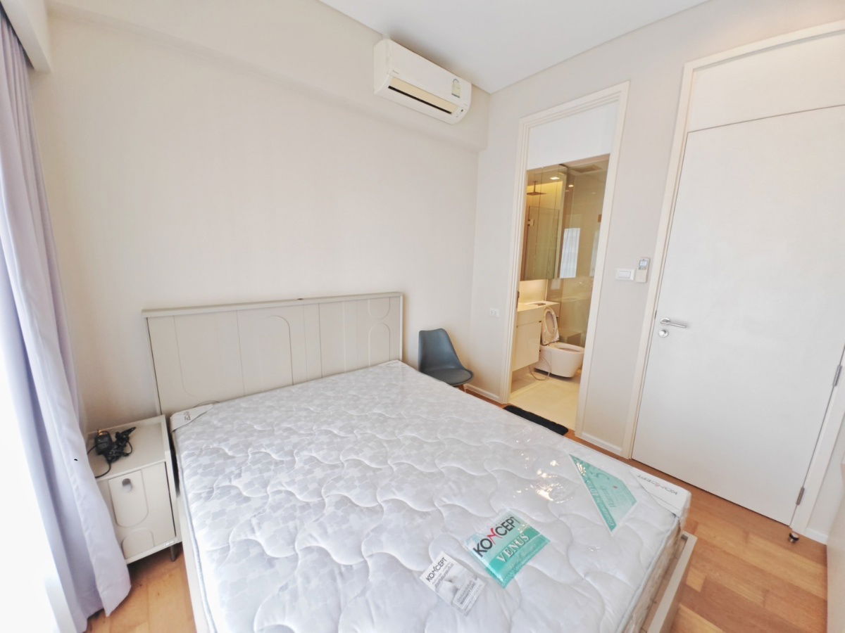 *** Condo for rent : The Saint Residences ***