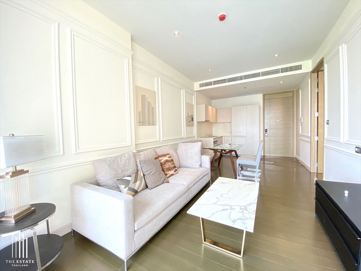 For rent: Magnolias Ratchadamri Boulevard, with views of the Royal Bangkok Sports Club golf course and the Bangkok skyline. @47,000 Baht