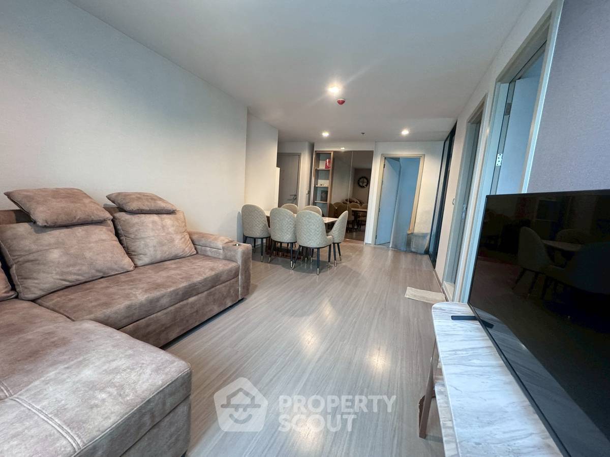 2-BR Condo at Life Ladprao near BTS Ha Yaek Lat Phrao (ID 2309066)