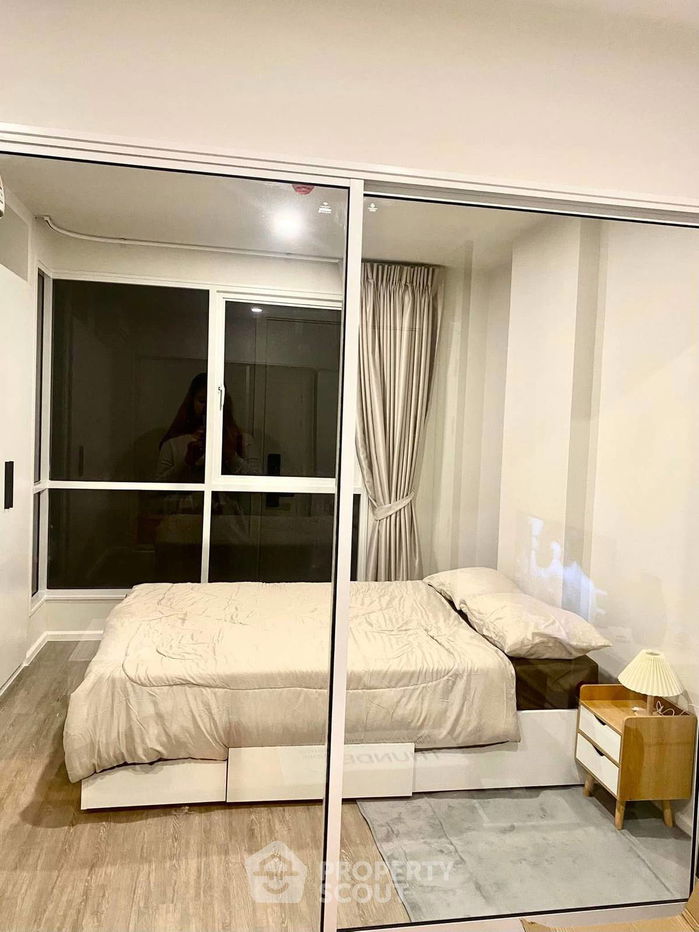 1-BR Condo at Blue Phahonyothin 35 near BTS Ratchayothin (ID 2309148)
