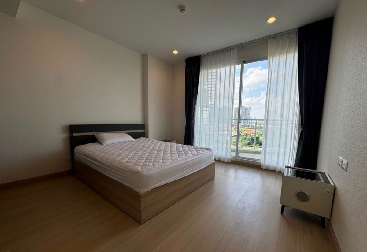 or Rent: Supalai Riva Grand Rama 3 Beautiful unit, ready to move in Great location, near BRT Wat Dan  please contact Line: @841qqlnr