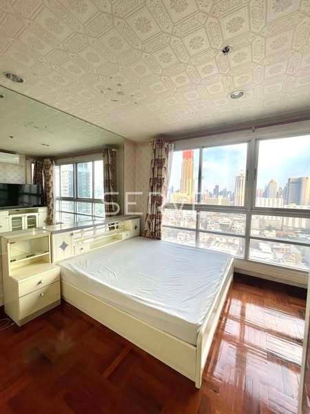 20K/Mo 2 Beds 1 Bath Nice Room City view Good Location Close to  BTS Phaya Thai 200 m  @ Pathumwan Resort