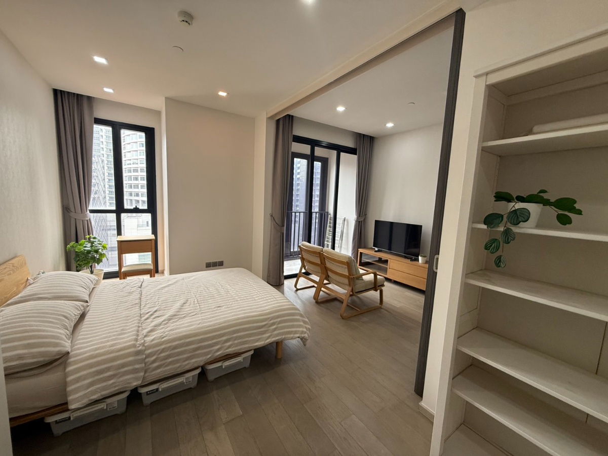 Ready to rent Ashton Asoke beautiful decoration