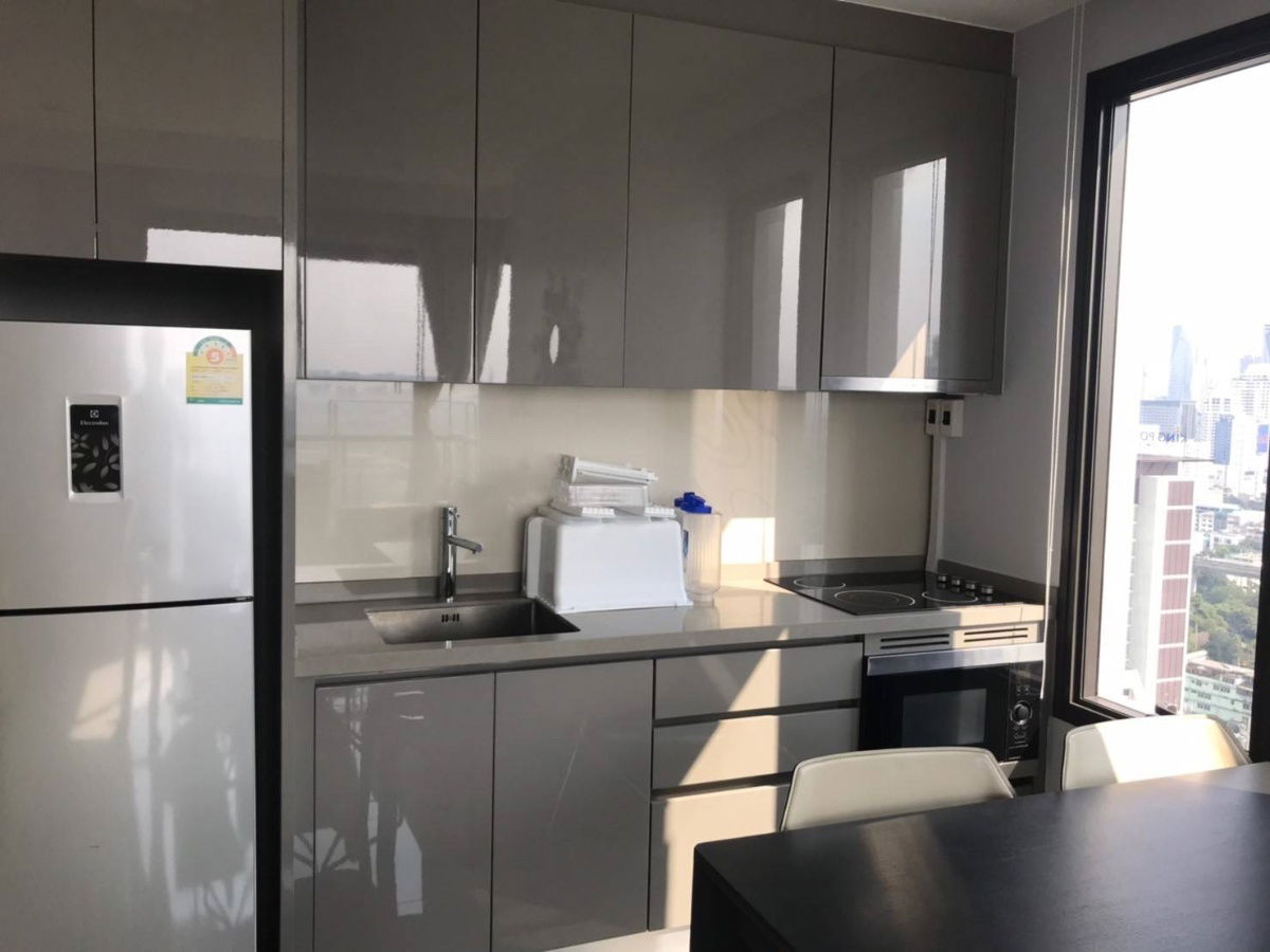 Good price nice design full fer   Urgent call  083-777-8930  Line & Whatsapp Available