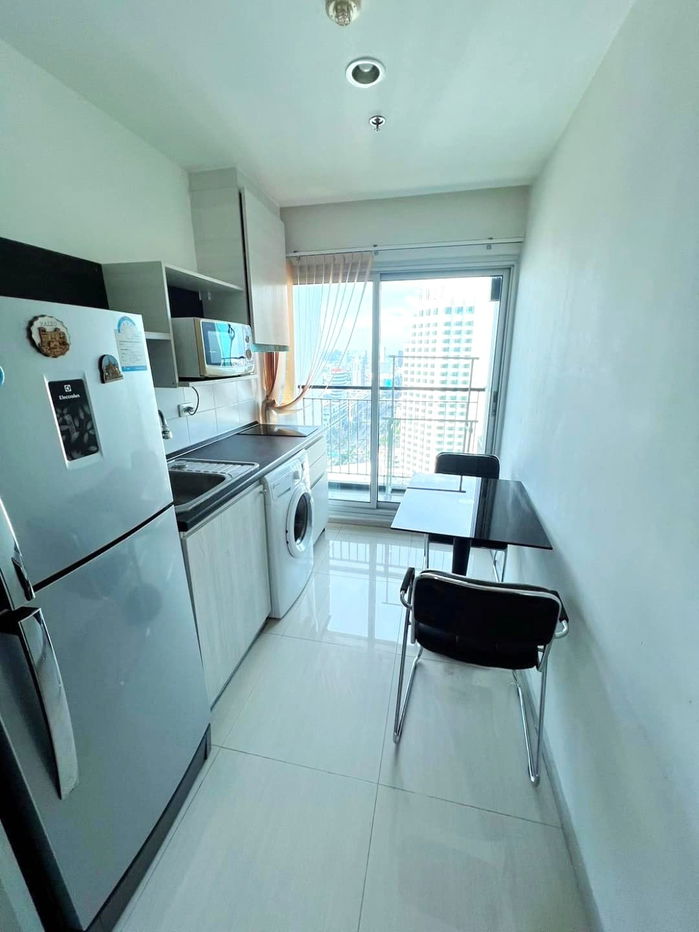 ✨✨LineID: @AgentCondo (with@ )✨✨ Life Ratchadapisek (MRT Huaikwang) ရရှိနိုင်ပါပြီ။