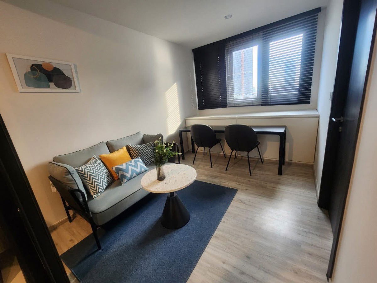 XT                           Huaikhwang